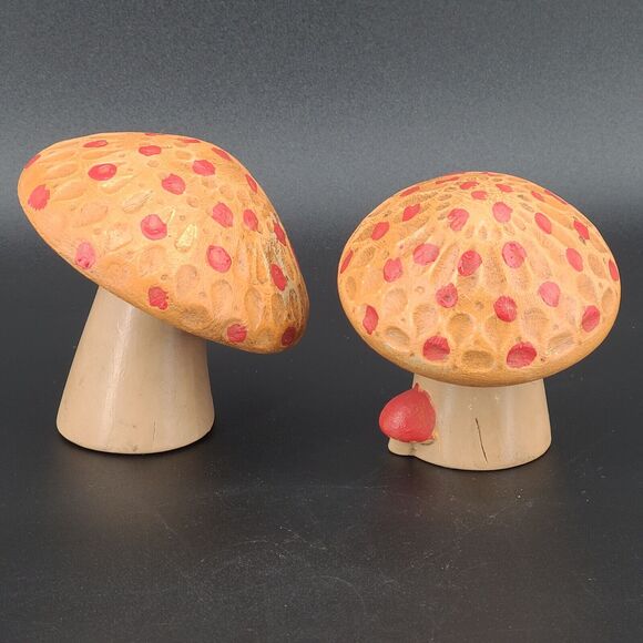 Vintage Studio Art Pottery Glazed Toadstools Mushrooms Set of 2 Tan Red Orange - Picture 3 of 5